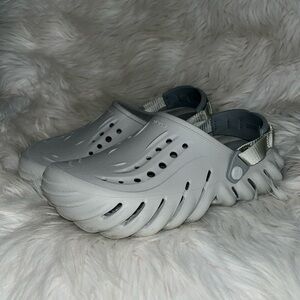 ECHO CROCS